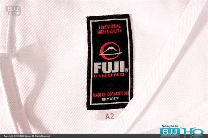 jiu jitsu gi
